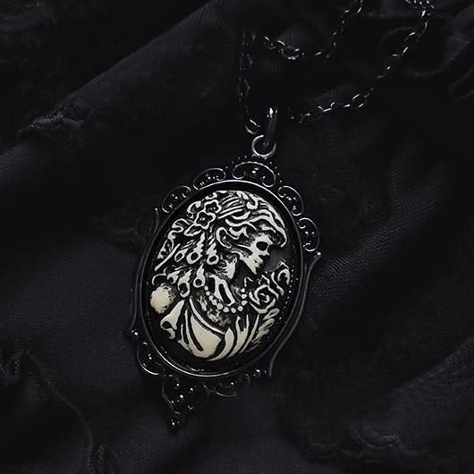 

Women Black Rose Necklace Pagan Alternative Witch Jewelry Accessories Gift Vintage Black Rose Pendant Choker