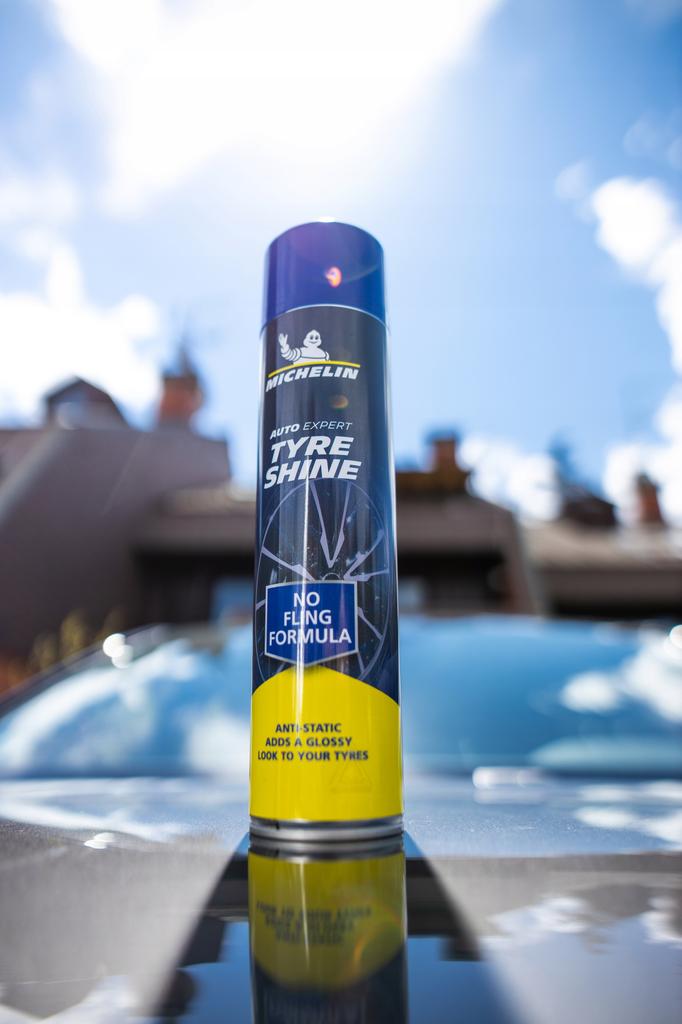 Michelin Spray Do Nabłyszczania Opon 520Ml Nabłyszczacz Czernidło