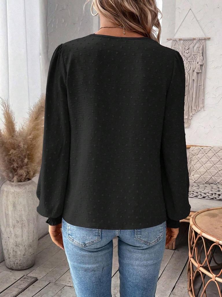 2026 Europe Autumn/Winter V-neck Lace Solid Color Long Sleeve Casual Women's Top