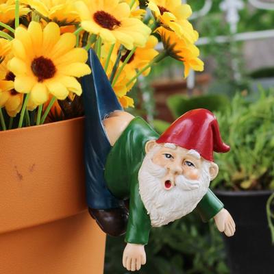 Fun Little Dwarf Flower Pot Edge Hanging Piece, Outdoor Garden Bonsai Statue Decoration and Landscaping Resin Handicraft