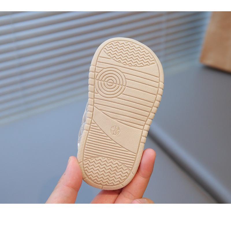 Baby toddler shoes cartoon leather surface baby girl indoor shoes non-slip soft sole baby boy running shoes