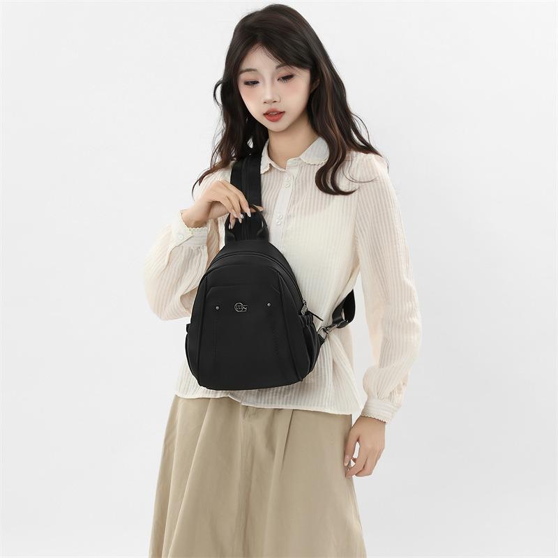 Large Capacity Oxford Cloth Backpack Female Leisure Student School Bag Outdoor Mountaineering Lightweight Travel Backpack