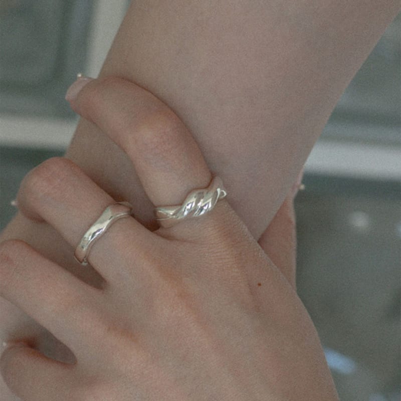 Youngglow Silver925 Bold Twisted Ring (2color)