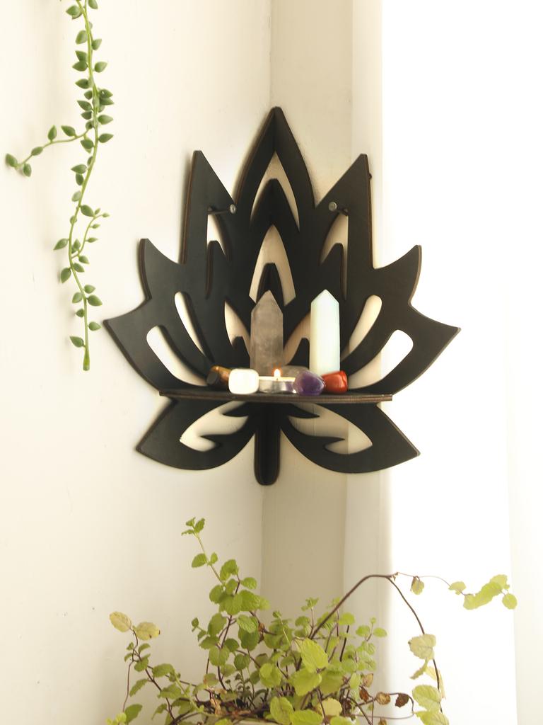 Lotus Corner Shelf Wooden Floating Shelf Boho Home Decoration Wall Shelves Display Stand Room Decors Aesthetic Crystal Holder