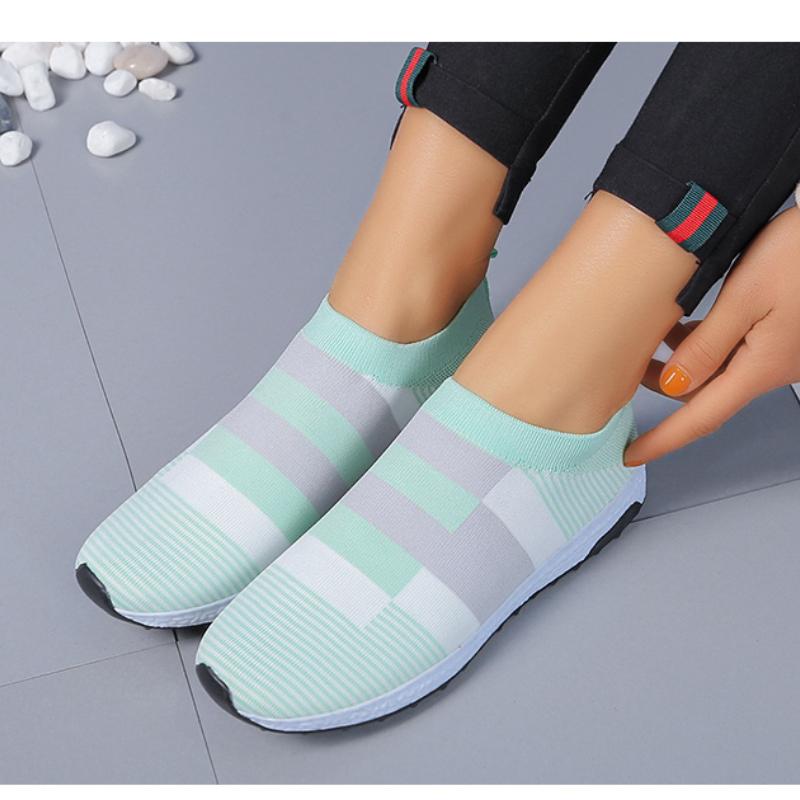 New Summer 2024 Women's shoes Round Toe Flat Vulcanized Shoes Women Breathable Casual Shoes Striped Walking Shoes Women Sneakers