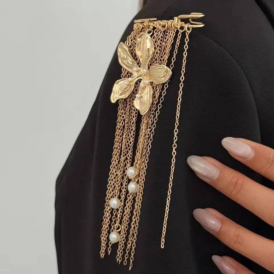SHIXIN Fashion Metal Flower Pendant Brooch for Women New Charm Multi-Functional Imitation Pearls Tassel Chain Accessory Jewelry