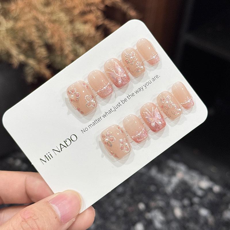 

Xiaohongshu Autumn/Winter Short Ice-Transparent Butterfly Nails M