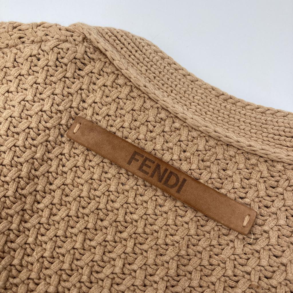 Fendi Brauner Strick-Cardigan mit Logo auf dem Rücken, Oberteile 36 Braun, Gebraucht
