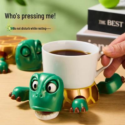 Turtle Coaster Toy: Non-slip, Heat-Resistant, Funny Smiling Turtle with Staring Eyes and Spread Limbs for Street Stalls
