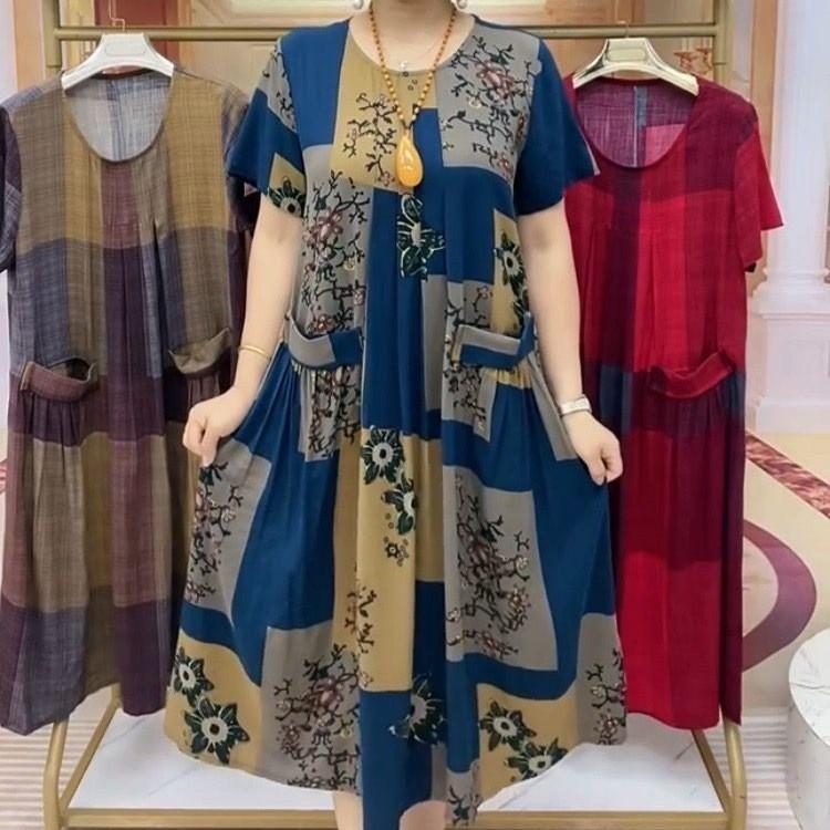 

In summer, the elderly fat mother skirt is fattened and enlarged, fashionable and casual, versatile, age-reducing and thin new dresses M