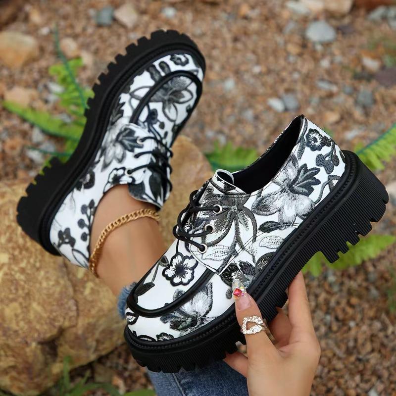 

Large size spring and winter new loafers thick heel trend retro small leather shoes 42