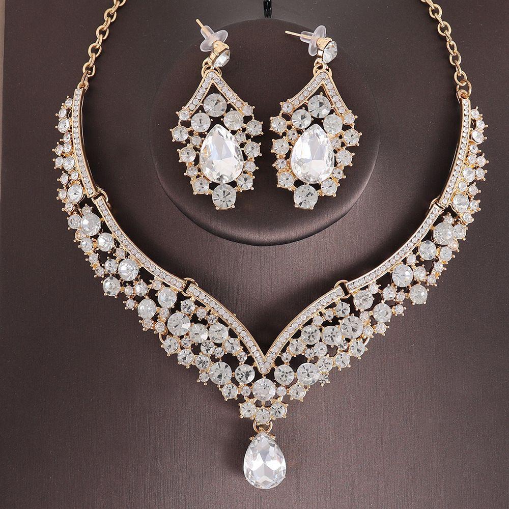 2026 Vintage Necklace Earrings Set Bridal Wedding Banquet Dress Accessories Exaggerated Luxury Crystal Accessories