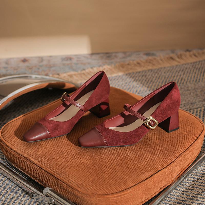 Retro Word with Mary Jane Shoes for Women's Spring and Autumn New Low-heeled Single Shoes Square-headed Grandma Shoes for Women