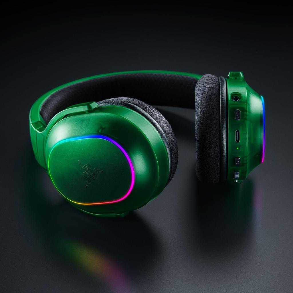 Razer Barracuda X Chroma Inalámbrico para Juegos Batería Desmontable Compatible con y Nintendo Switch 2 Auriculares, 2,4 GHz/Bluetooth, 70 Horas de Duración, Micrófono, PS5,