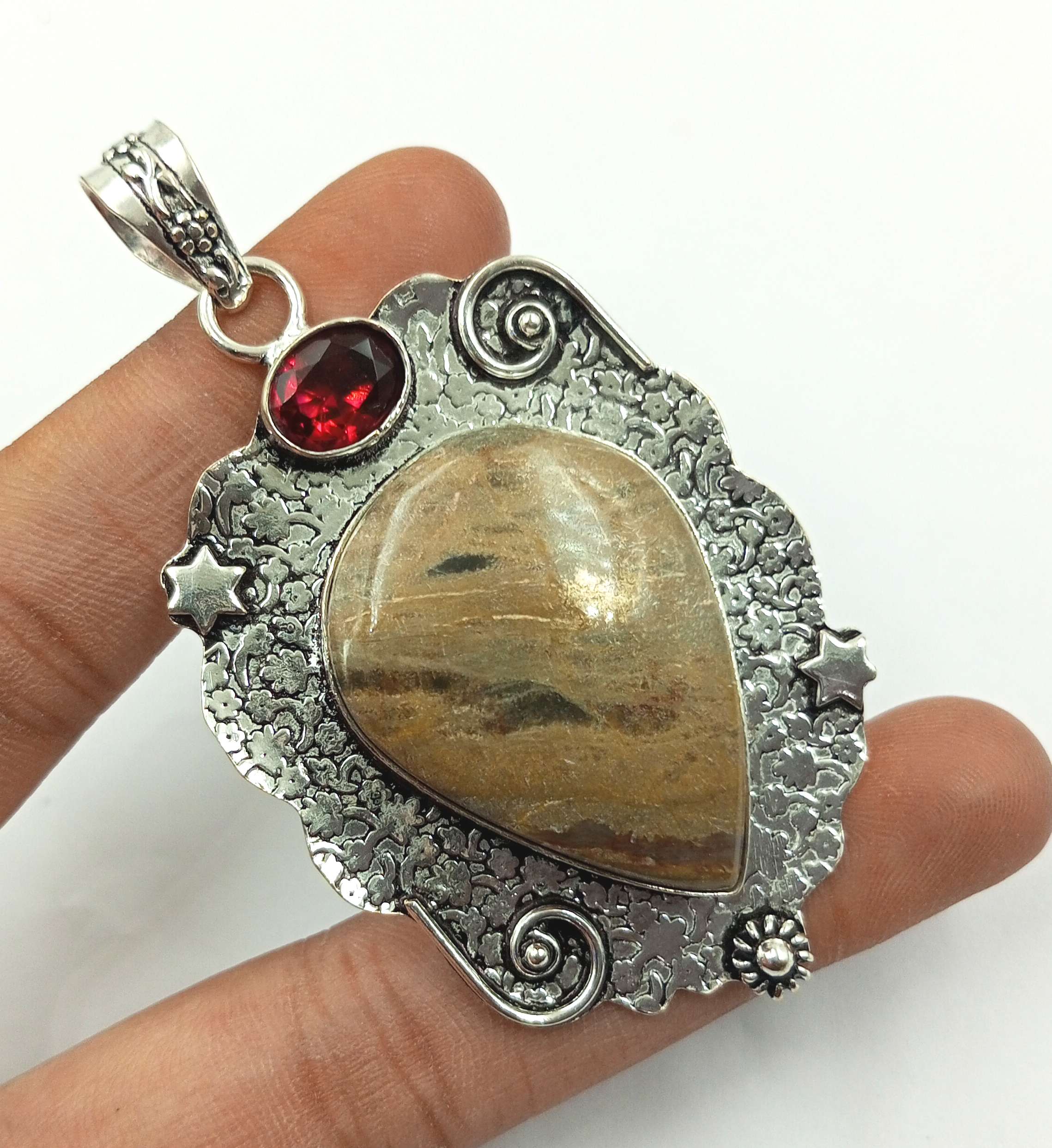 

Желтая яшма Gemstone 925 Sterling Silver Plated Women s Gifted Pendant UUOL-P70