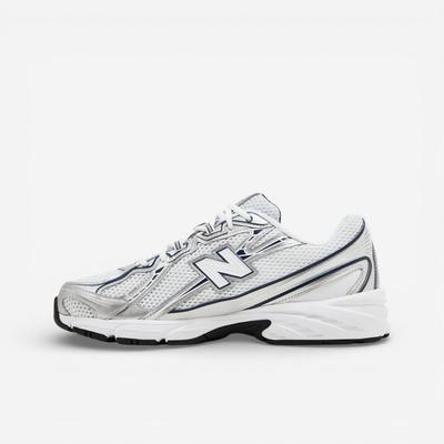740v2 White Shadow Grey Navy