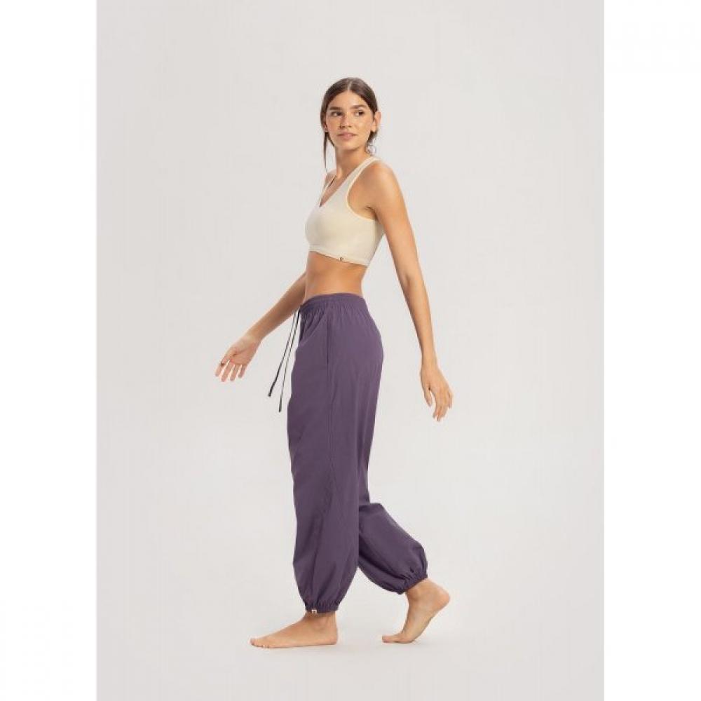 Budhi Mudra Diagonal Jogger Pants  Grape Compote  B61003apl44 P44 Grape Compote/XS