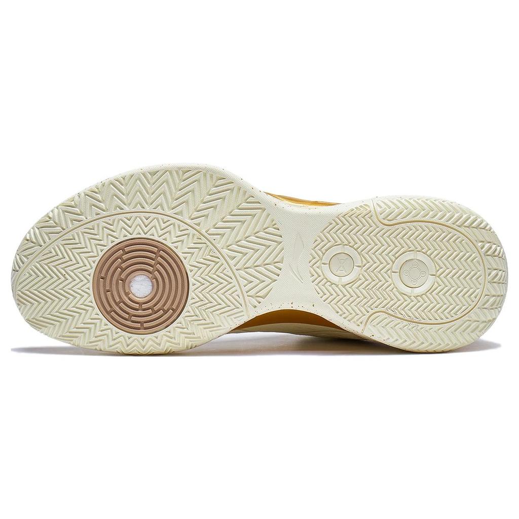 New LiNing Super Light V2 Breathable Support Cushioning Wear Resistant Rebound Low Top Basketball Shoes Men's Beige Brown ABAT029-2