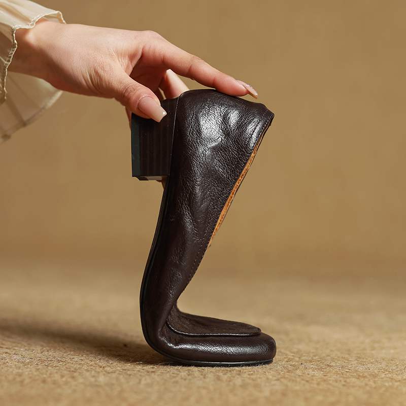 Krazing Pot Sheepskin Fashion Summer Spring Autumn Summer Slip on Women Round Toe Med Heels Metal Flowers Pleated Style Loafers