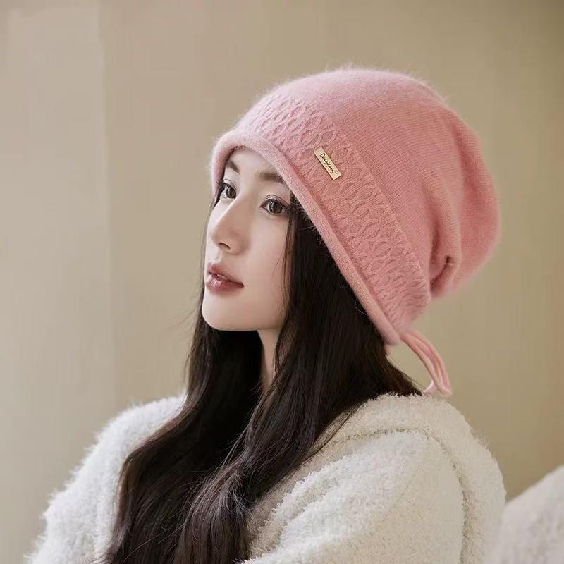 Autumn and winter hats women's cold hats big head circumference versatile knitted thin crimped outdoor stacking hats women's winter