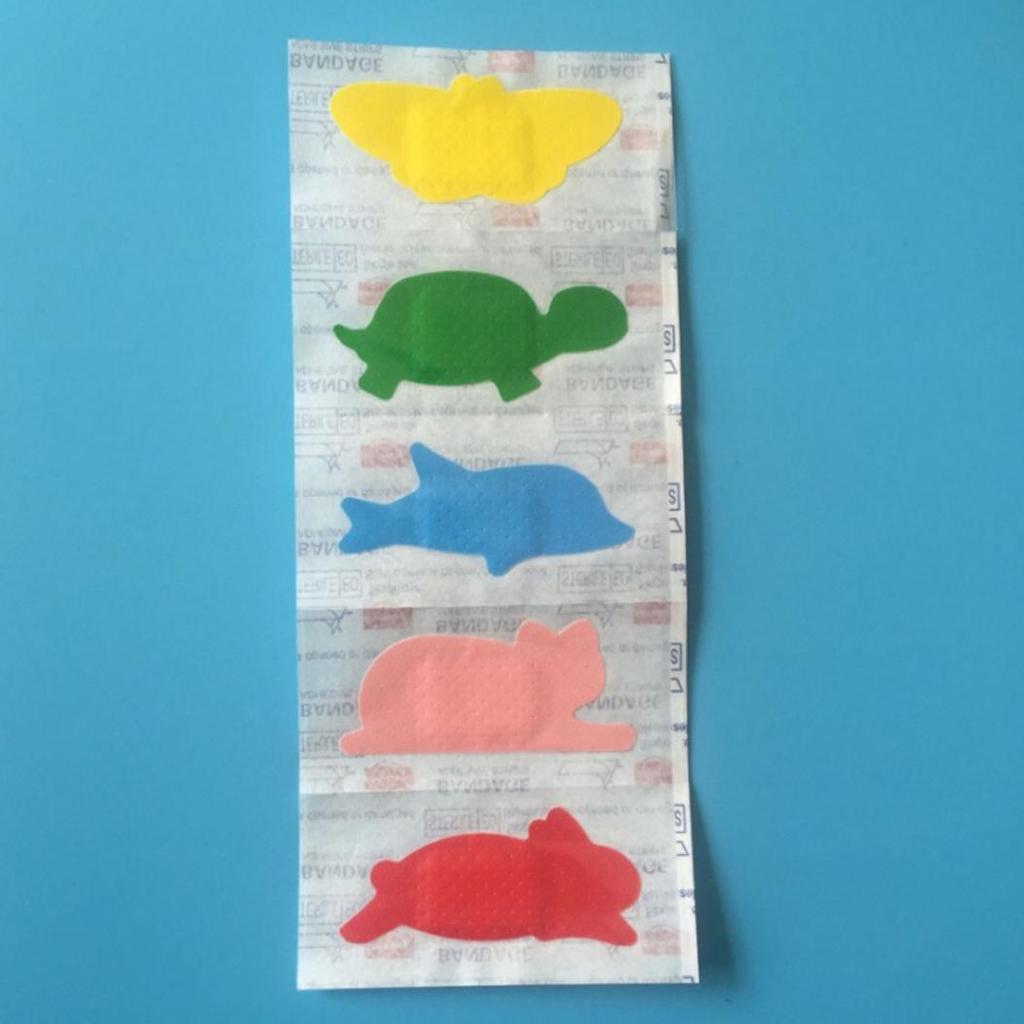 30Pcs Cartoon Animals Waterproof Bandages Cute Band Aid Hemostasis First-aid Kit