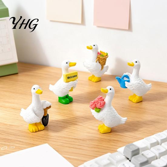 Small Landscaping Accessories Mini Garden Duck Figurine, Cute Farm Dolls, Desktop Miniature Set Car Dashboard Figurines, Micro Landscape Ornaments for