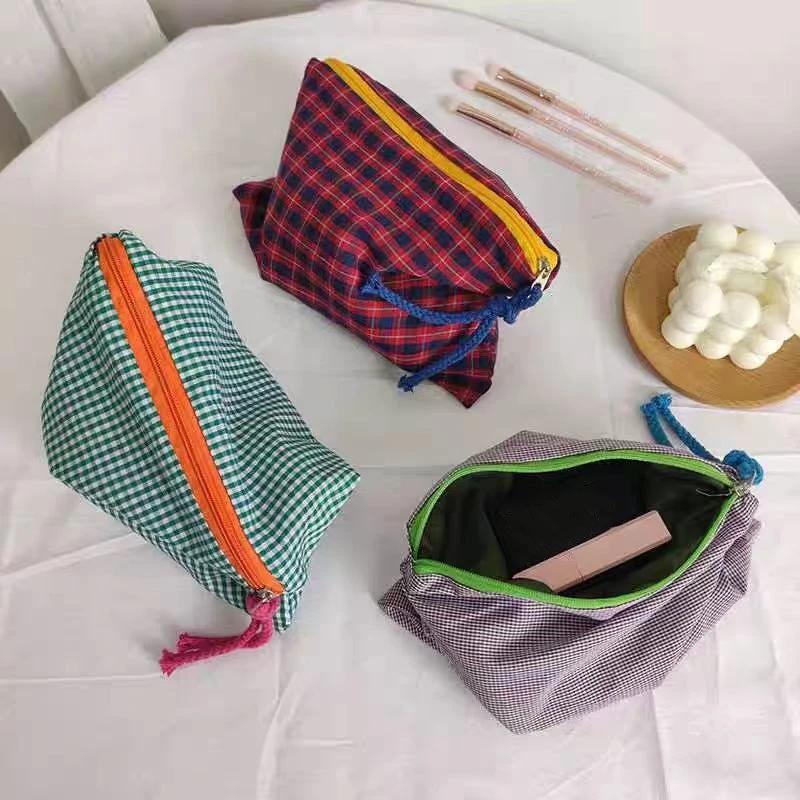 Korean Small Plaid Fabric Storage Bag Contrast Color Tassel Zipper Pouch Multi-use Cosmetic Organizer Coin Purse Mini Handbag