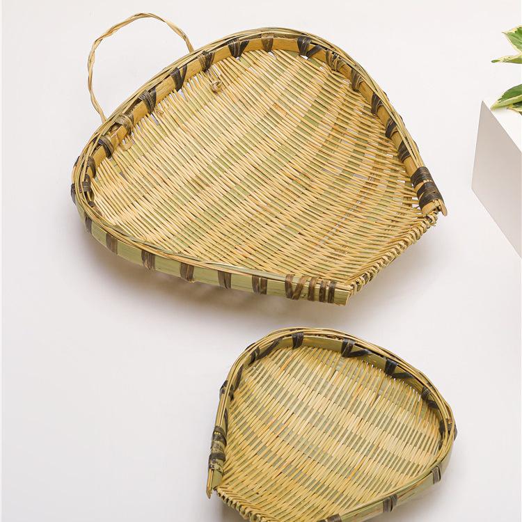 Bamboo Winnowing Basket: Wash and Drain Rice/Vegetables, Fine-Weave Storage for Home and Restaurant Use.