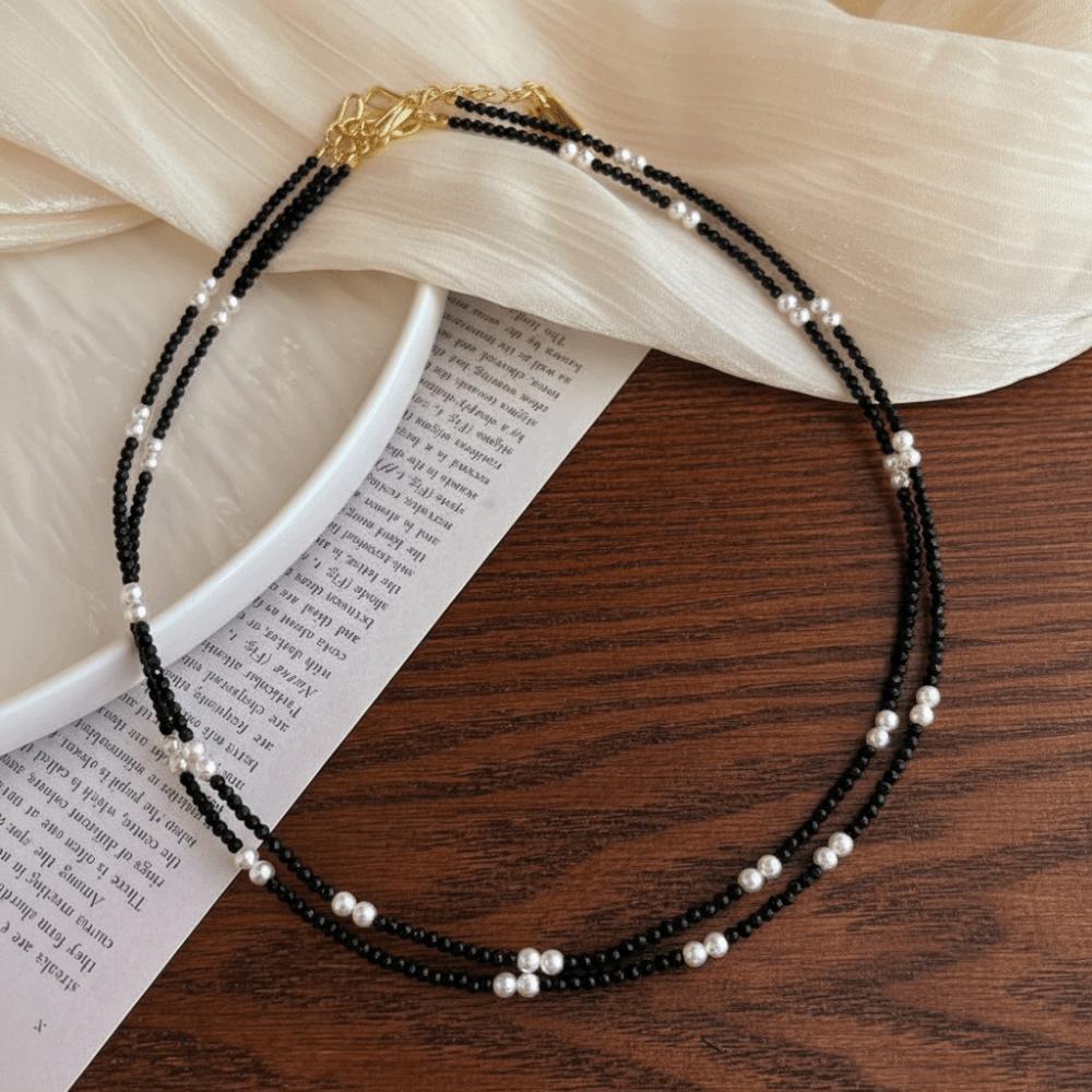 Vintage Black Pearl Necklace Black Pearl Pointed White Pearl Chain Necklace Crystal Beads Classic Jewelry Accessories
