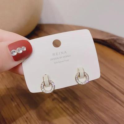 Eleganti orecchini a cerchio personalizzati da donna, semplici orecchini in argento S925 coreano, design trendy e chic.