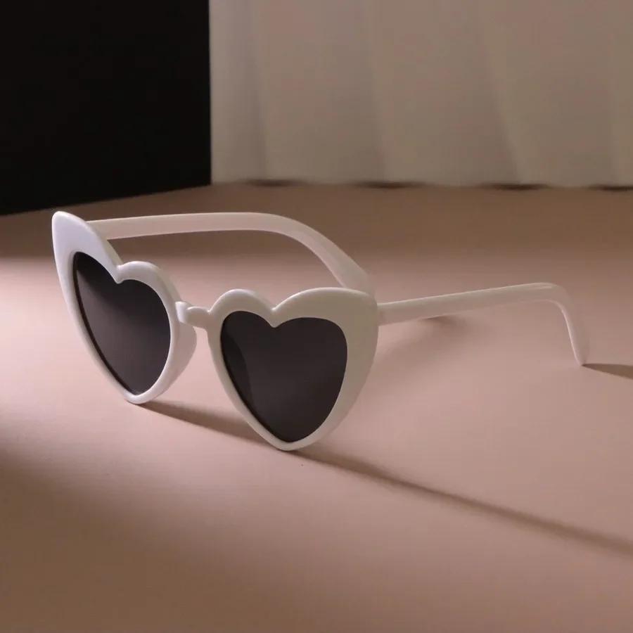 Classic Cat Eye Sunglasses Women Men Retro Fashion Designer Glasses Stylish Casual Unisex UV Protection