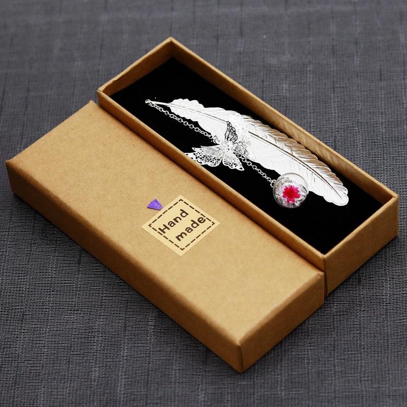 Classical Chinese Style Cicada Wing Metal Feather Bookmark with Leaf, Butterfly, and Dried Flower Accents
