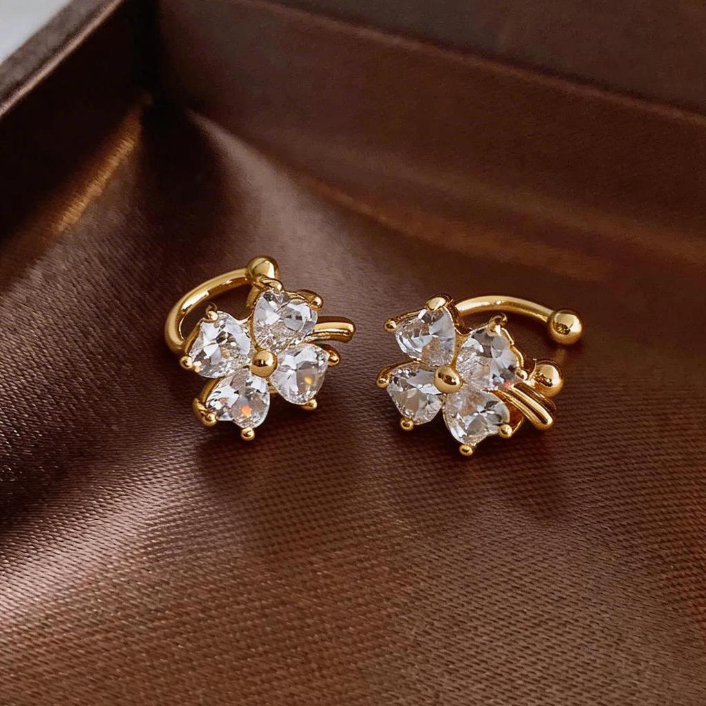 Zircon Clover Flower Ear Clip: Luxurious, No-Piercing Cartilage Earring for Women