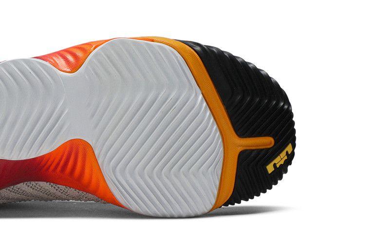 Kids' Sneakers Nike LeBron 16 Strive (GS) White/Laser Orange-Total Orange-Black