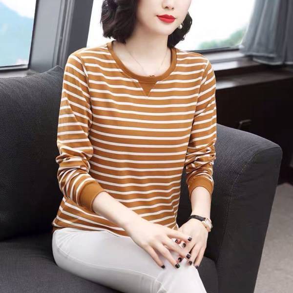 Winter Long Sleeve Striped T Shirt Women Loose Middle Age Mom Base Layer Top