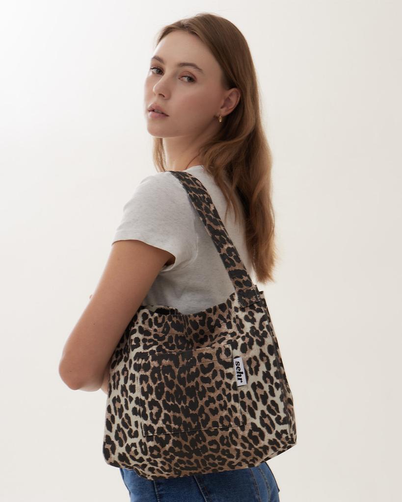 Sehr Leopard Twill Cotton Middle Bag (Brown)