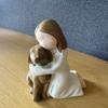 Creative Girl Holding Dog, Light Luxury Desktop Decoration, Resin Handicrafts, Home Decoration Gifts