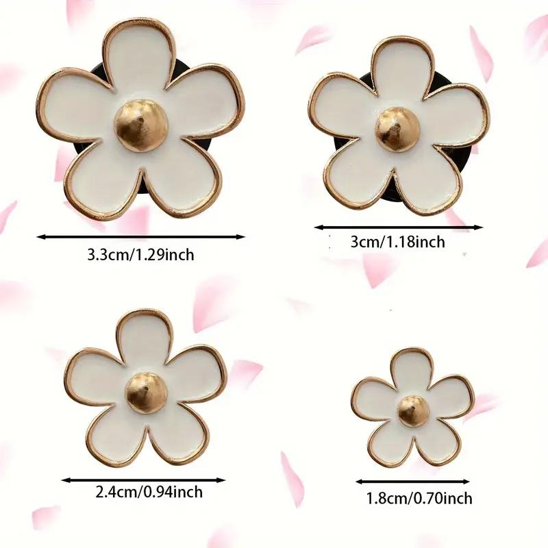 4pcs/set Alloy Cute Daisy Design Car Air Vent Aromatherapy Fragrance Clip Car Air Vent Decoration Clip Car Interior Accessories