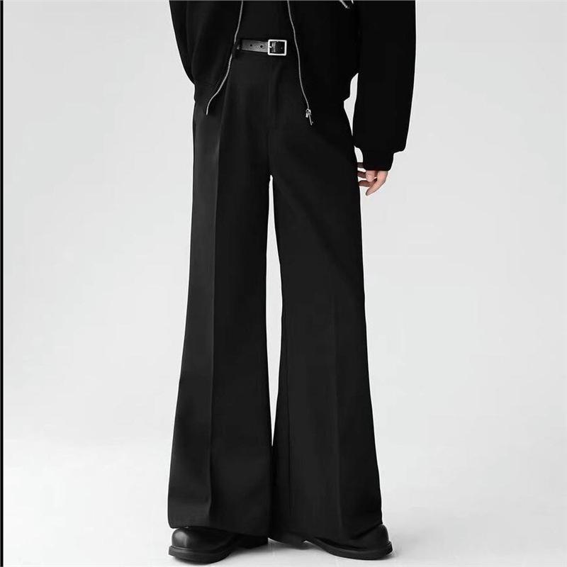 

Мужские черные свободные прямые широкие брюки с драпировкой M чёрный