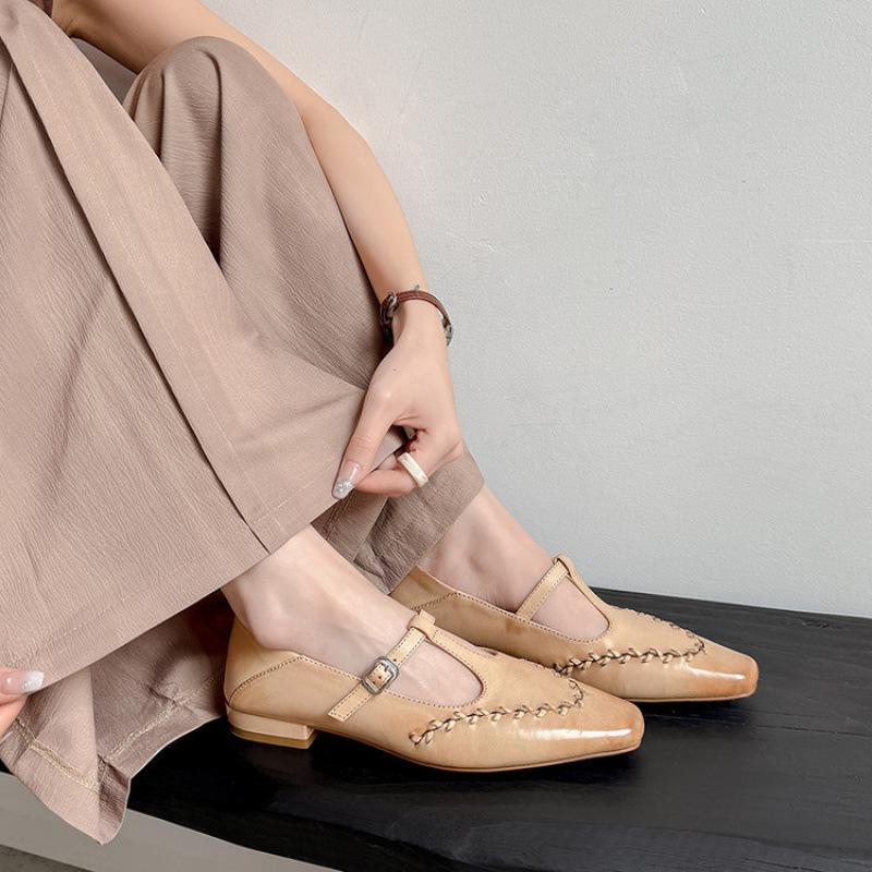 Comfortable and soft leather shoes Four Seasons Cowhide Fashion Single Shoes Women's pointed head Low heel Non-slip cowhide sole Large size sheepsk