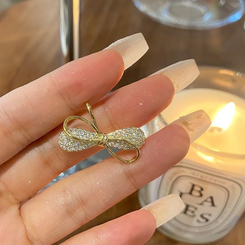 Bow Small Brooch Anti-Light Corsage Small Fragrance Cute Simple Chest Seam-Free Fixed Button Versatile Collar Pin