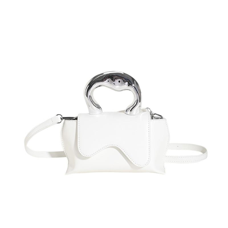 

Свежая милая маленькая квадратная сумка, цена за единицу, женская сумка, городская элегантная модная, с иностранным стилем, сумка-мессенджер, нишевый дизайн, женская сумка белый