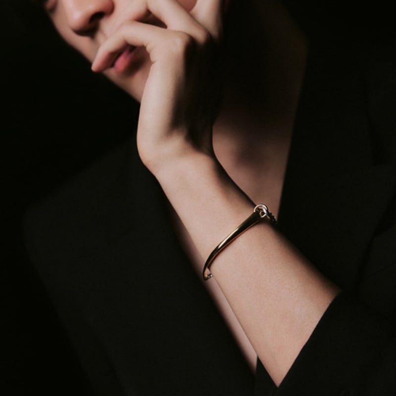 

Hustad 243 Leaf Line Bracelet_ 925 Silver Bracelet Medium_18cm