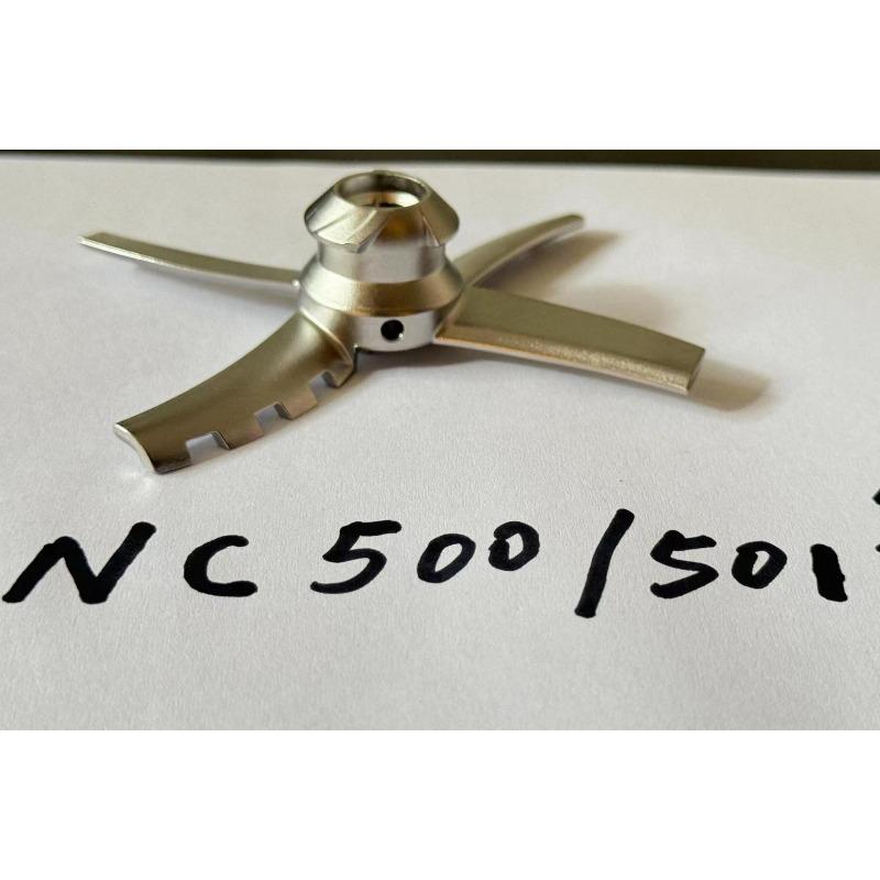 

Серебристый металлический материал, подходящий для лезвий машинки для приготовления мороженого NINJA NC300 / NC500, два вида, подходящие для замены лезвий.