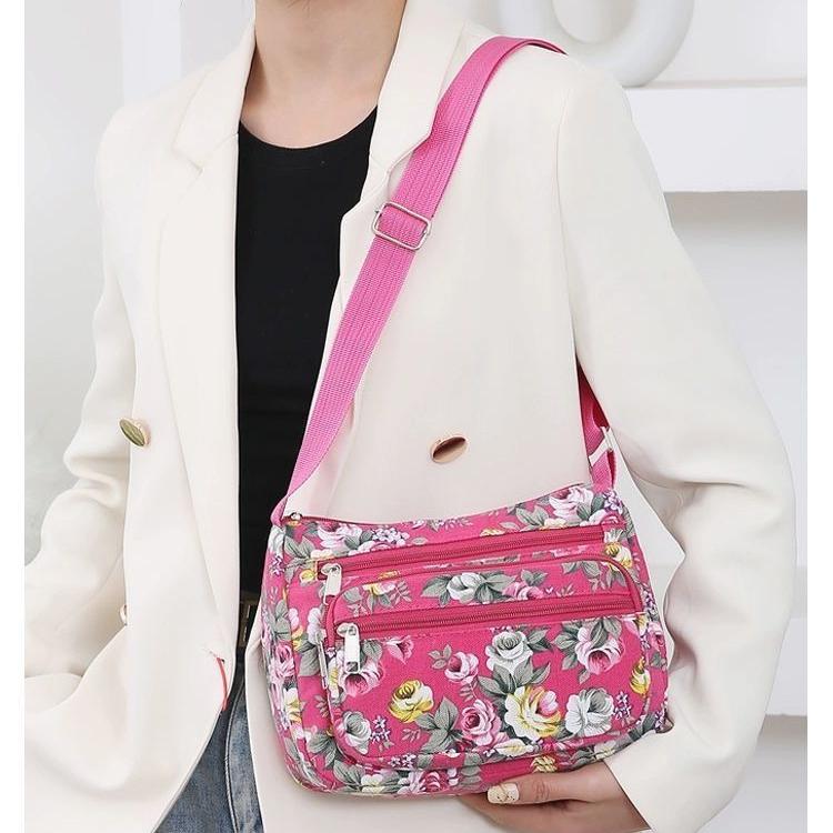 2025 New Fashion Joker Printed Lightweight Canvas Shoulder Bag Large Capacity Multi-pocket Zipper Crossbody Bag Middle-aged Mother Bag