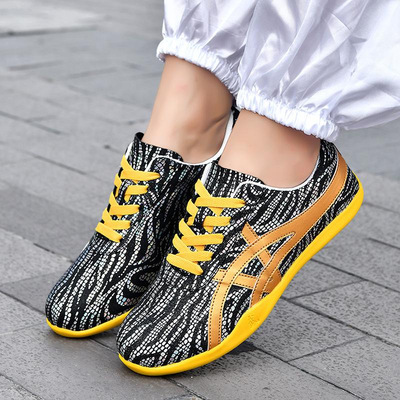 Parent-child tai chi shoes outdoor training shoes spring and autumn tai chi practice shoes martial arts morning exercise shoes beef tendon s