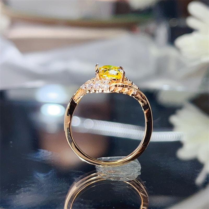 Honey Stew 2 Carat Oval Cut Moissanite Women's Ring in Silver and Gold with Diamond Accent - European American Style