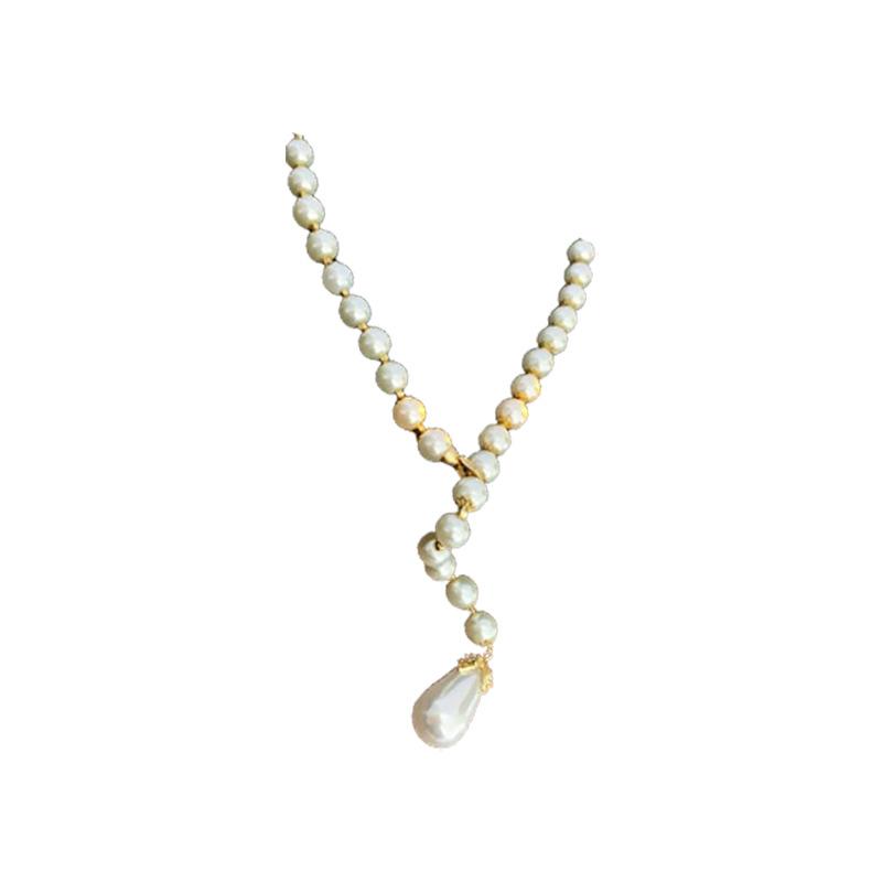Diamond Studded Water Droplet Pearl Necklace, French Retro Temperament, Collarbone Chain, Light Luxury, High-end Accessories