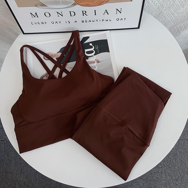 

European and American Fashion Yoga Set: Cross Sports Bra & High Waist Hip-Lifting Leggings Two-Piece M