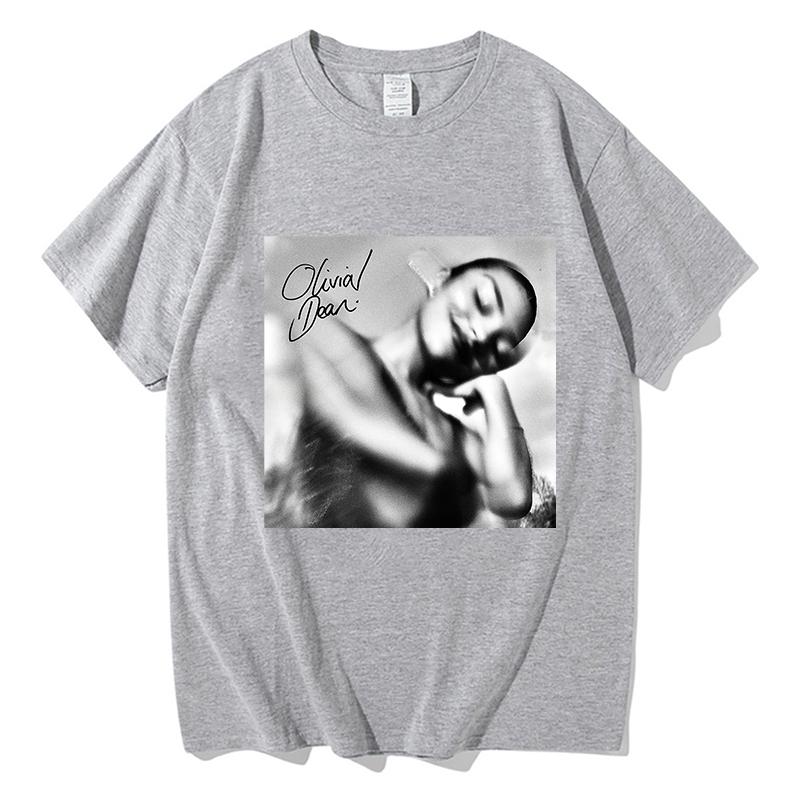 Olivia Dean The Art of Loving Fashion T-shirt Cotone Manica Corta Casual Unisex Streetwear Unisex Unisex T-shirt Felpe Stampate